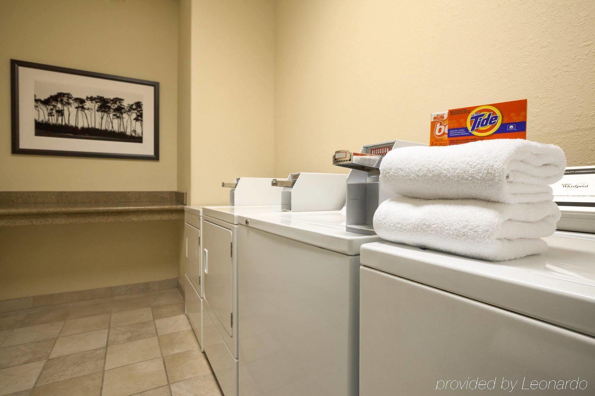 Country Inn & Suites By Radisson, Washington, Dc East - Capitol Heights, Md Экстерьер фото
